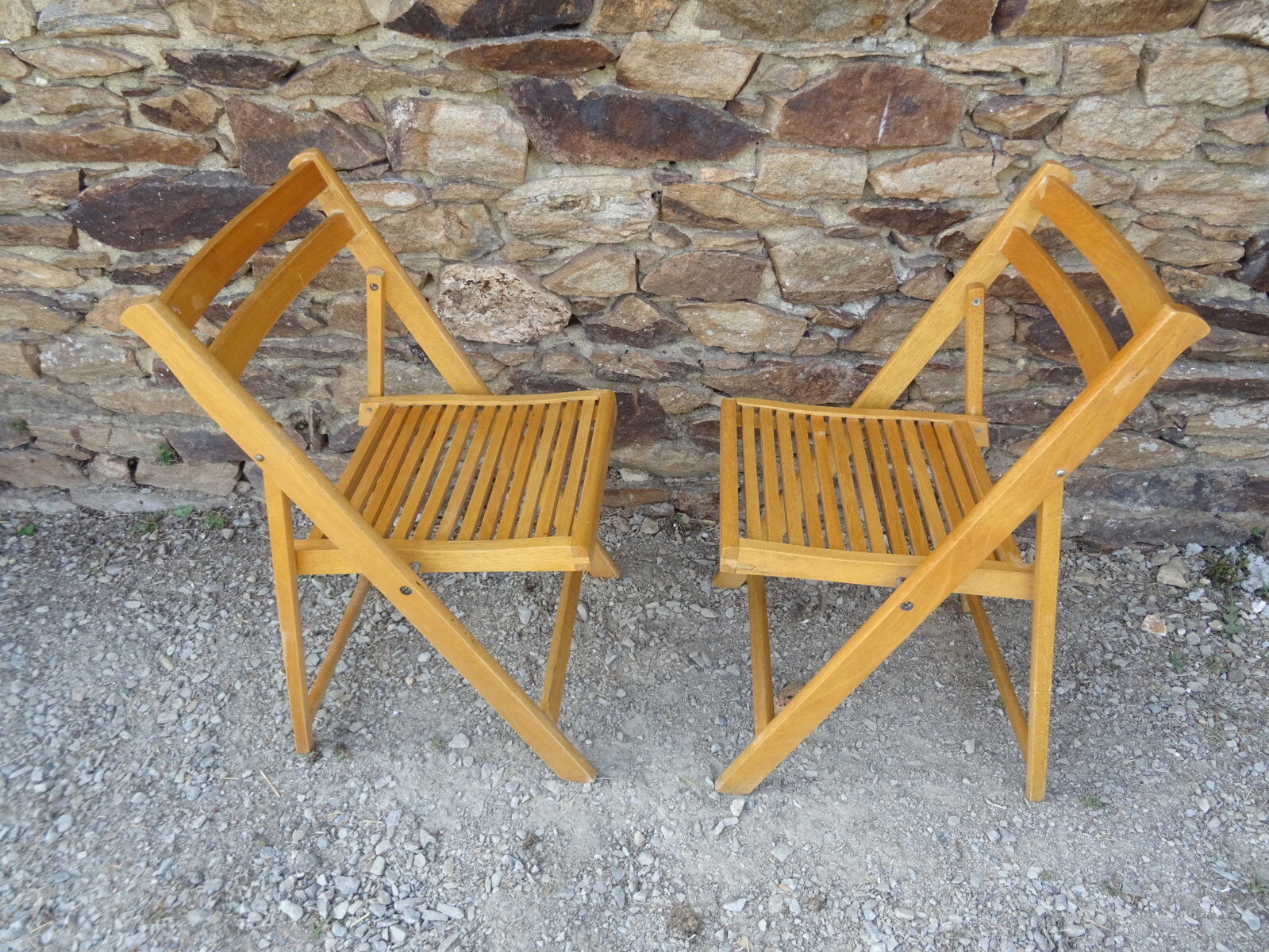 Series of 4 folding chairs in solid beech