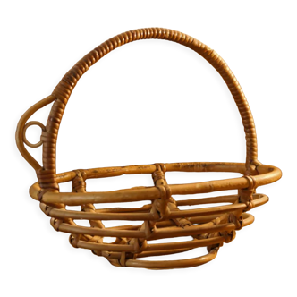 Rattan egg basket