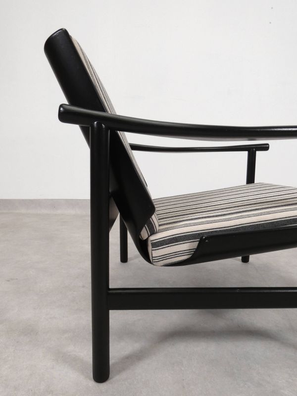 Fauteuil scandinave en bois