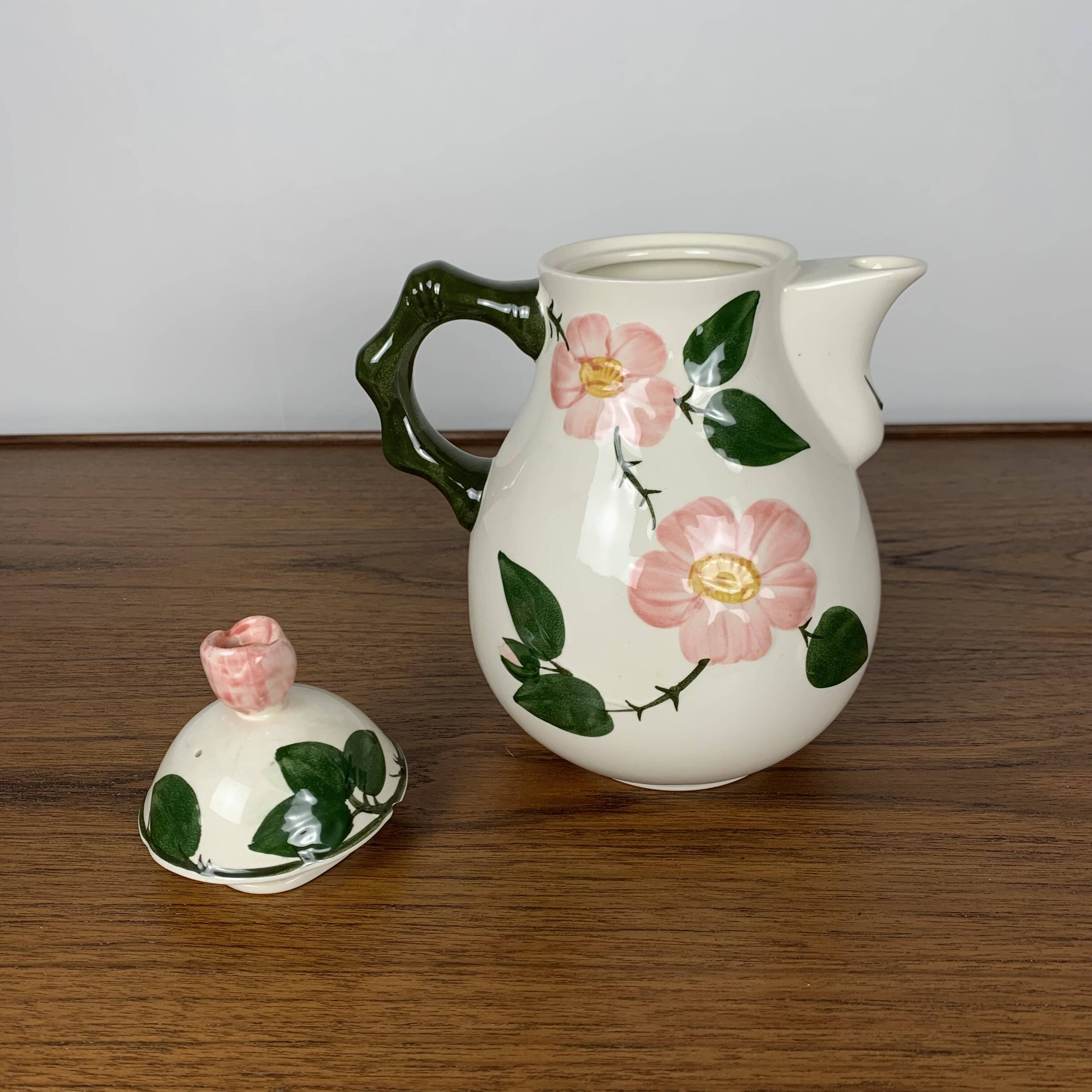 Villeroy & Boch "Wild Rose" teapot / coffee maker, 1970