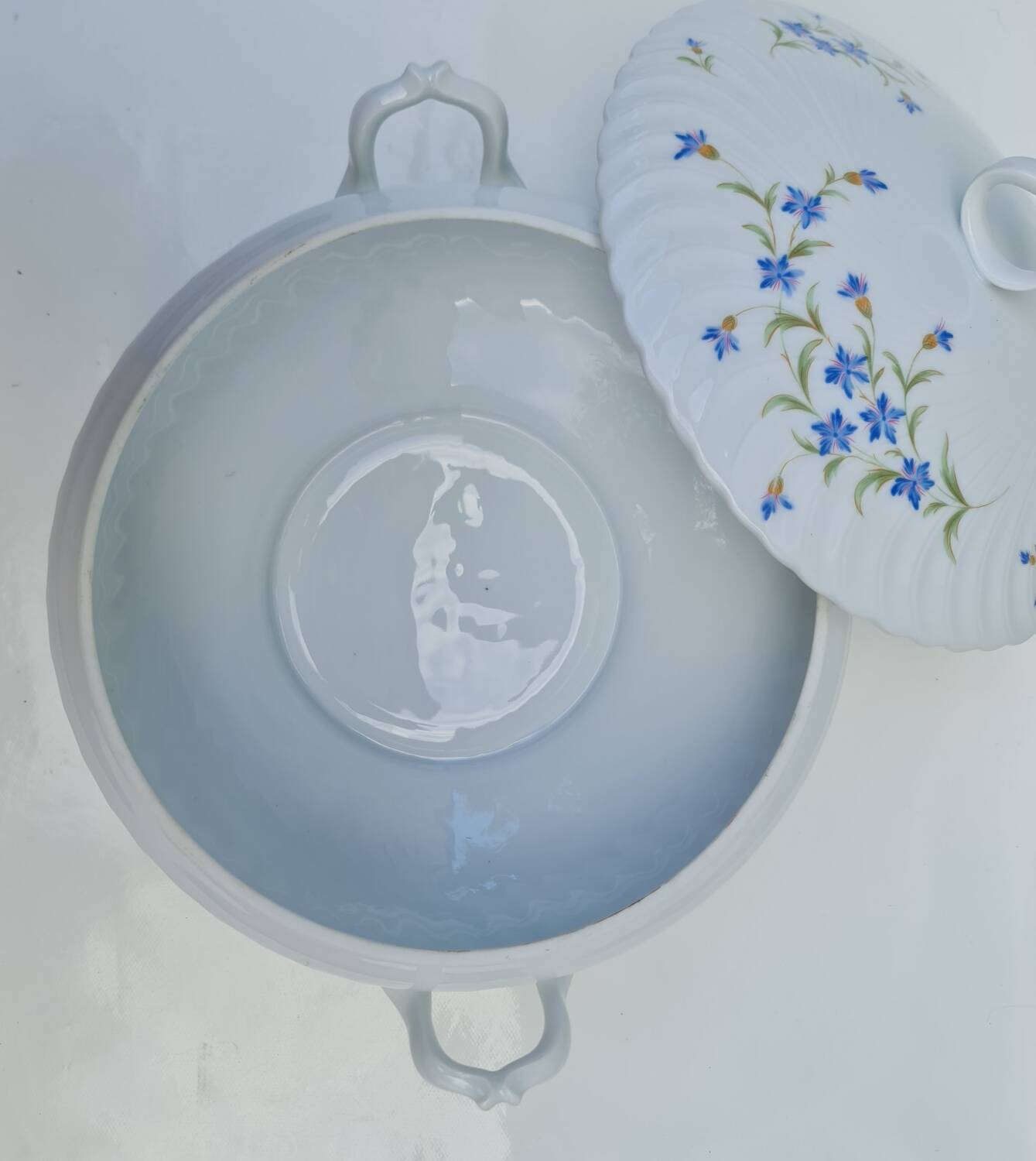 Soupière Tharaud de Limoges modèle exclusif "Boris"