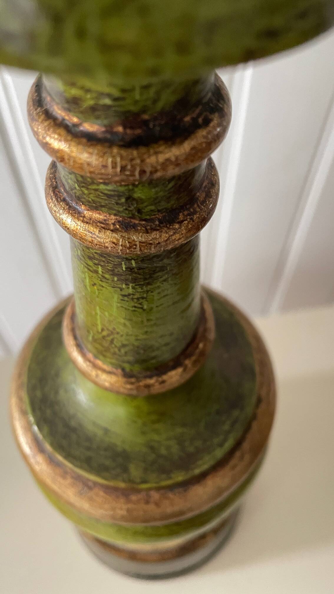 Vintage lamp in turned wood chic gold