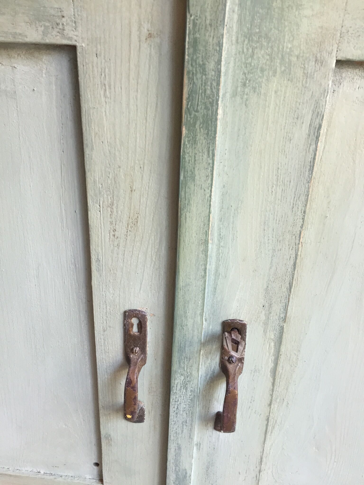 Buffet former green patina