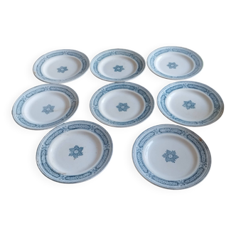 set of 8 flat plates in iron clay English model by Saint Amand Hamage