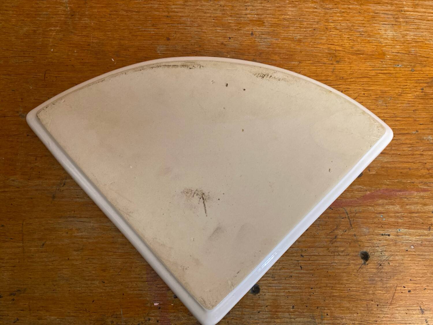 Set of 4 white ceramic crepe plates with vintage Quimper decor