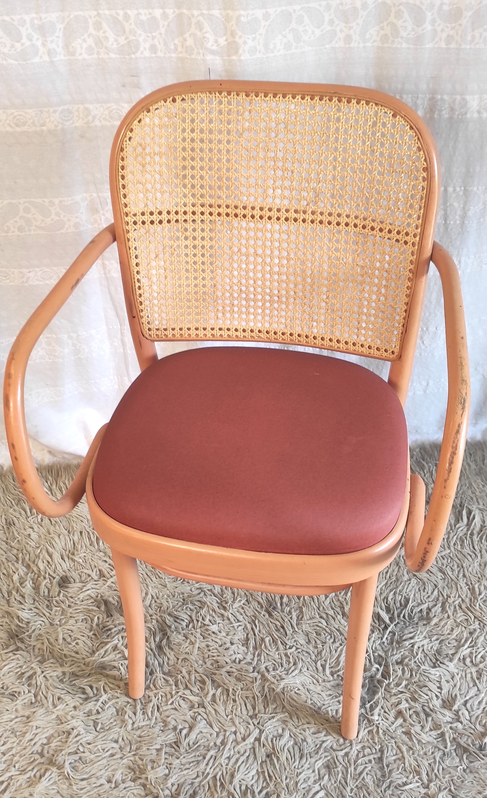 Curved wooden armchair model 811 by J. Hoffmann – late edition XXth