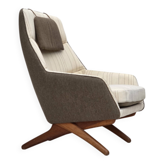 1970s, Danish design by Illum Wikkelsø, furniture wool fabric, oak wood.