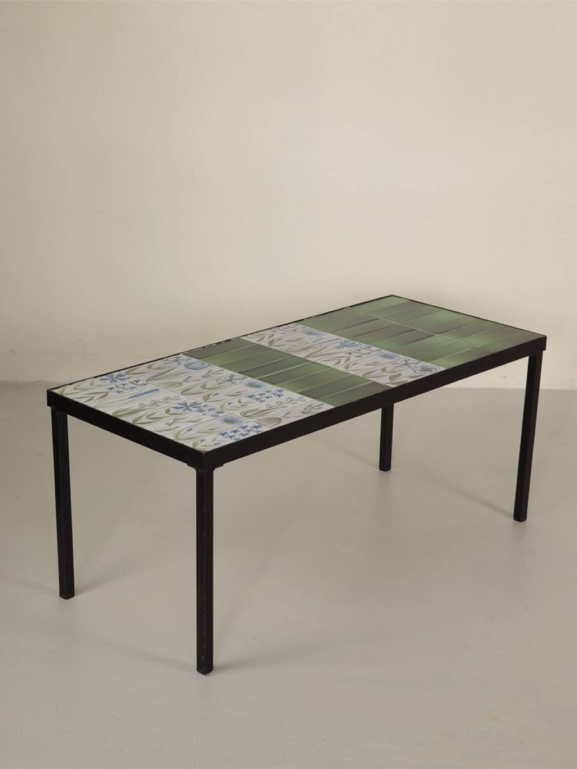 Roger Capron “flowers” coffee table