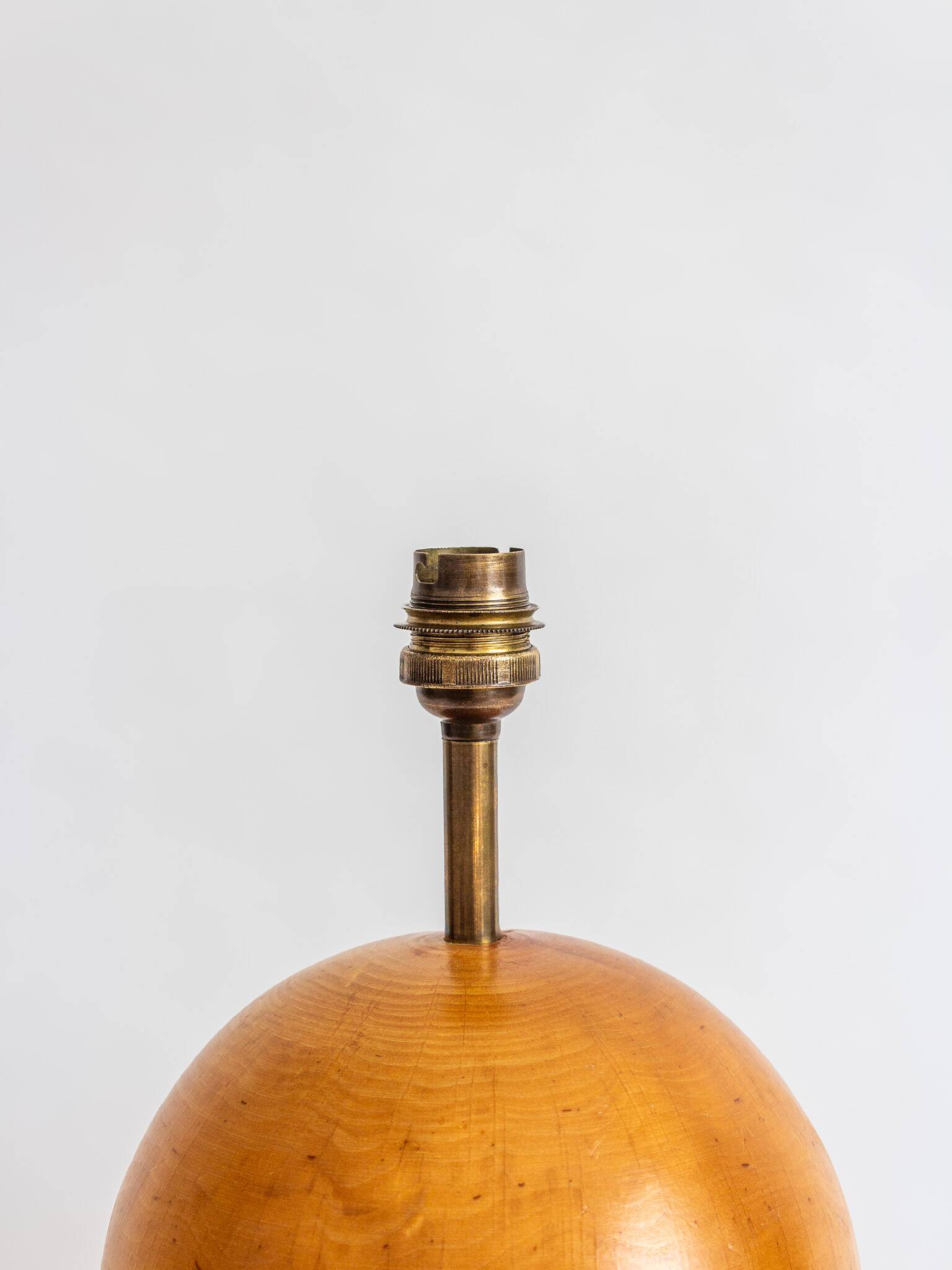 Ornamental lamp base made of elm wood, Italy 1960s.