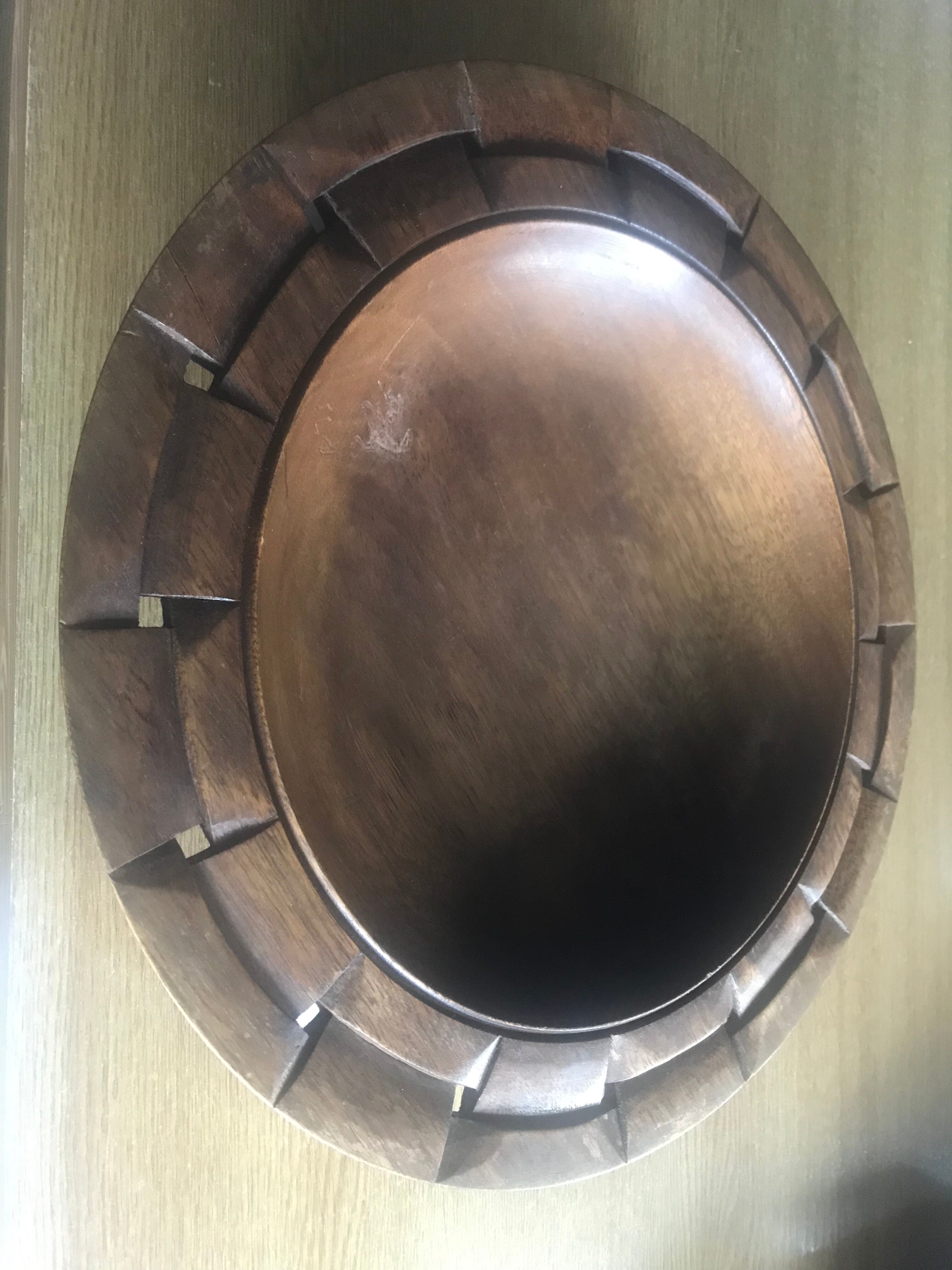 Carved wood top signed A.Hoedts