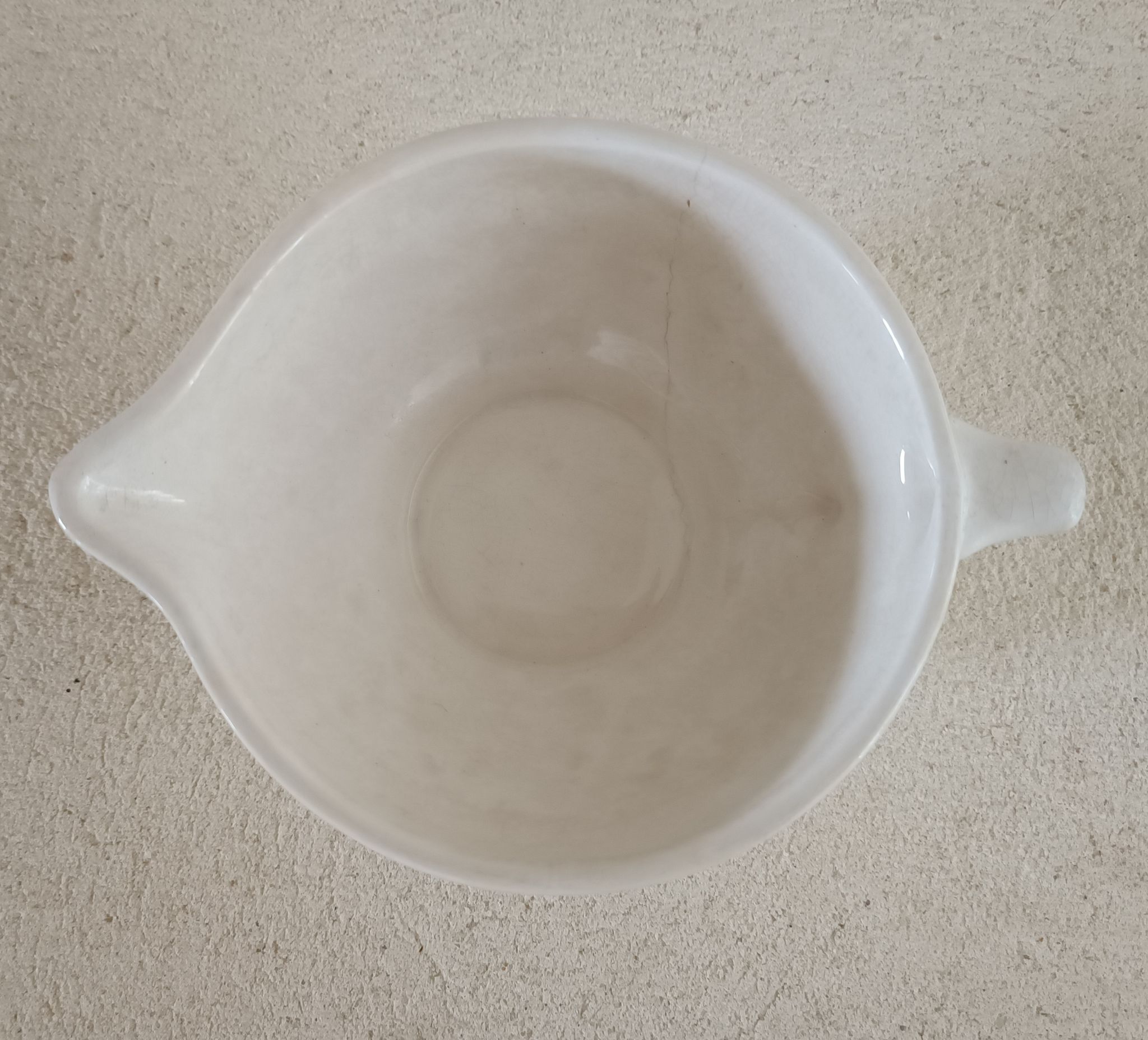 Saucière terre de fer années 1950-1960