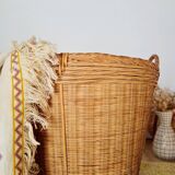 Storage basket for a plant pot in vintage rattan