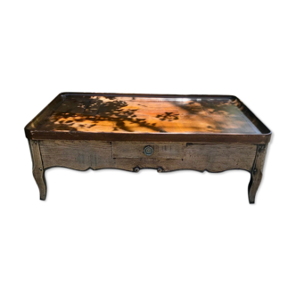 English coffee table with ''cabaret'' tray