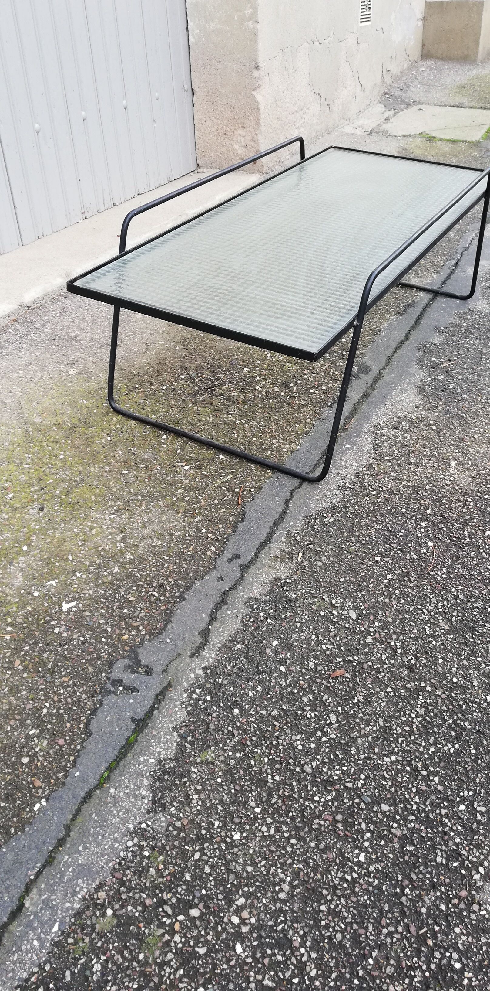 Table basse vintage fer forgé et verre