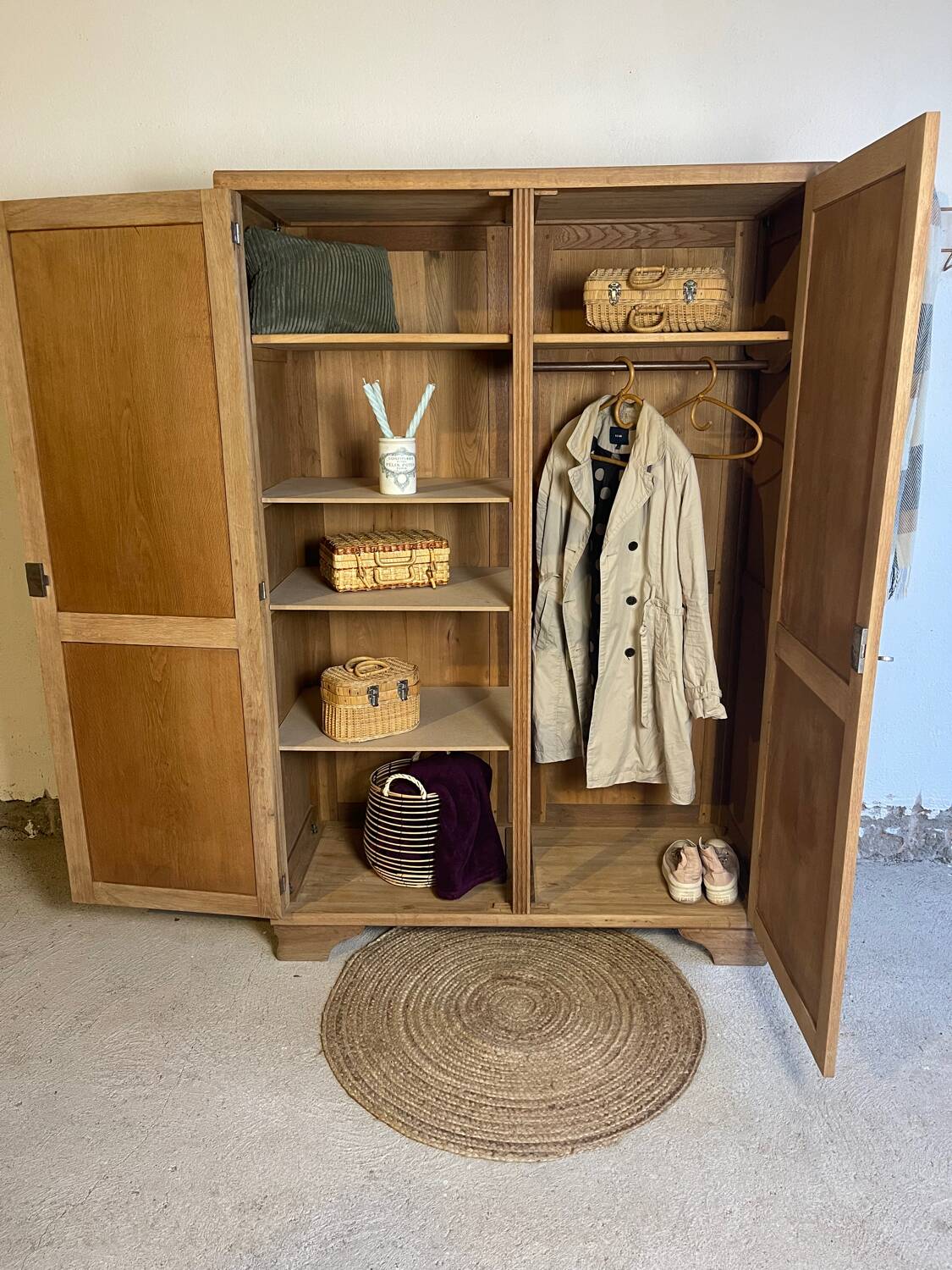Parisian wardrobe in solid oak
