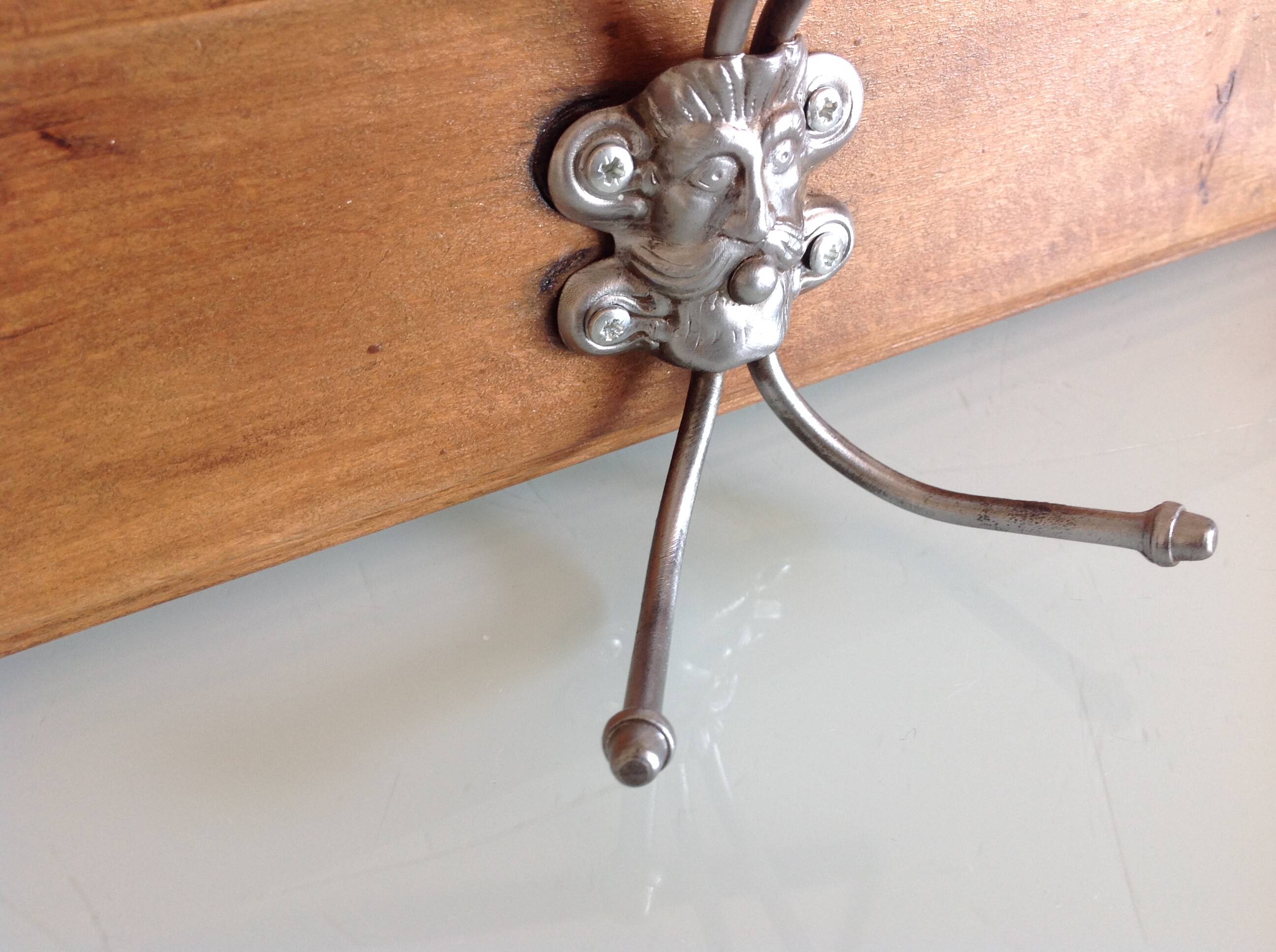 Vintage five-headed wooden coat rack from the 30s/40s