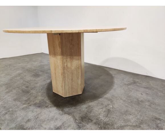 Round Italian Travertine Dining Table 1970s Selency Round Italian Travertine Dining Table, Italian Travertine Round Dining Table