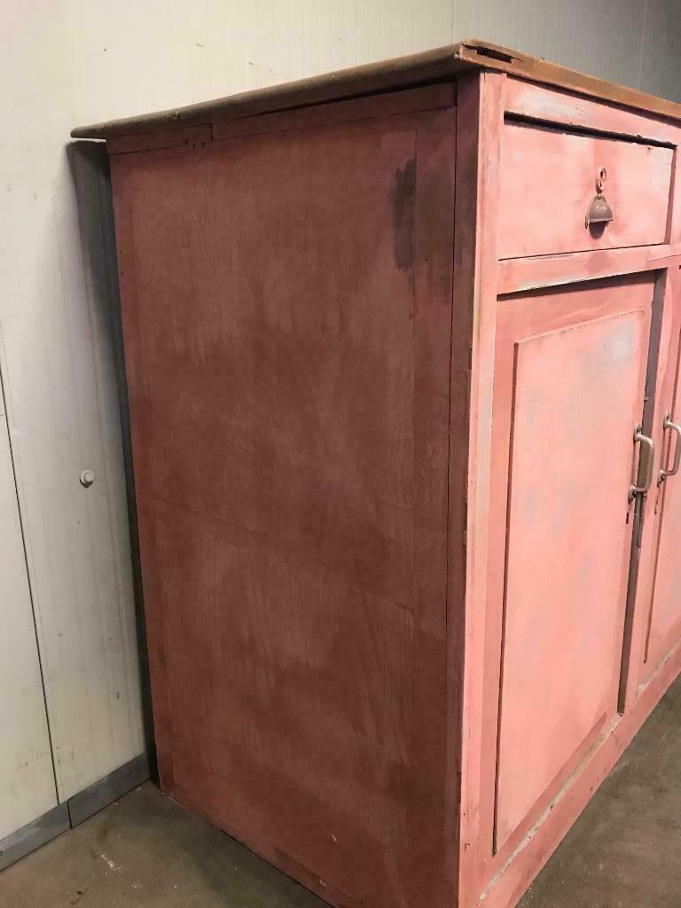 Commode rose vintage