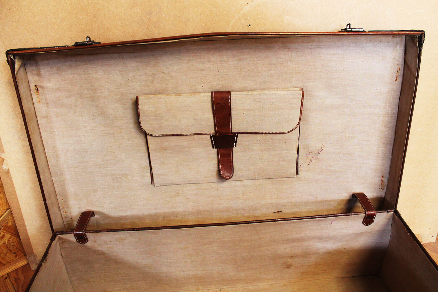 Antique XXL leather suitcase