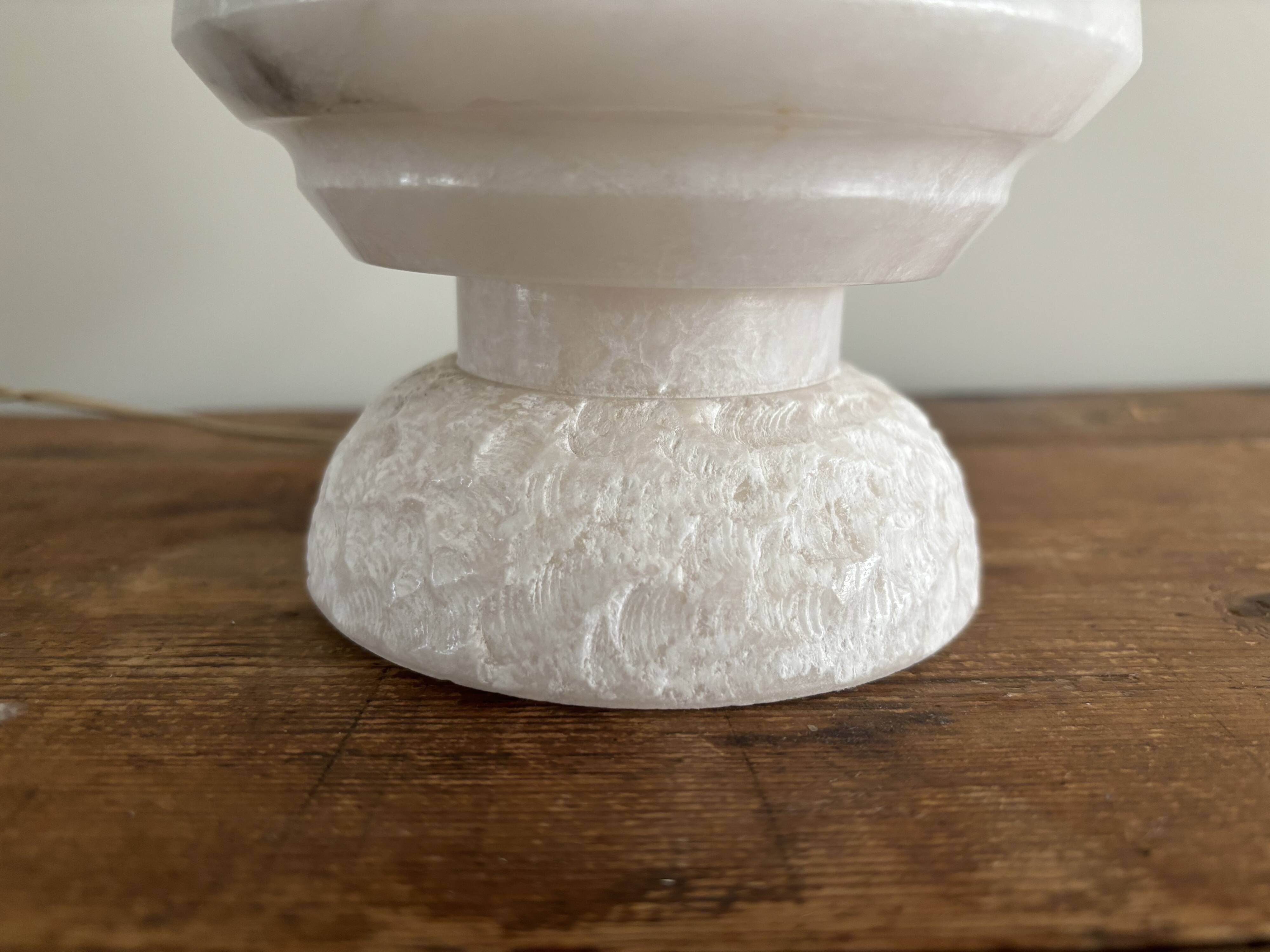 Vintage table lamp alabaster lamp, Italy 1960 minimalist
