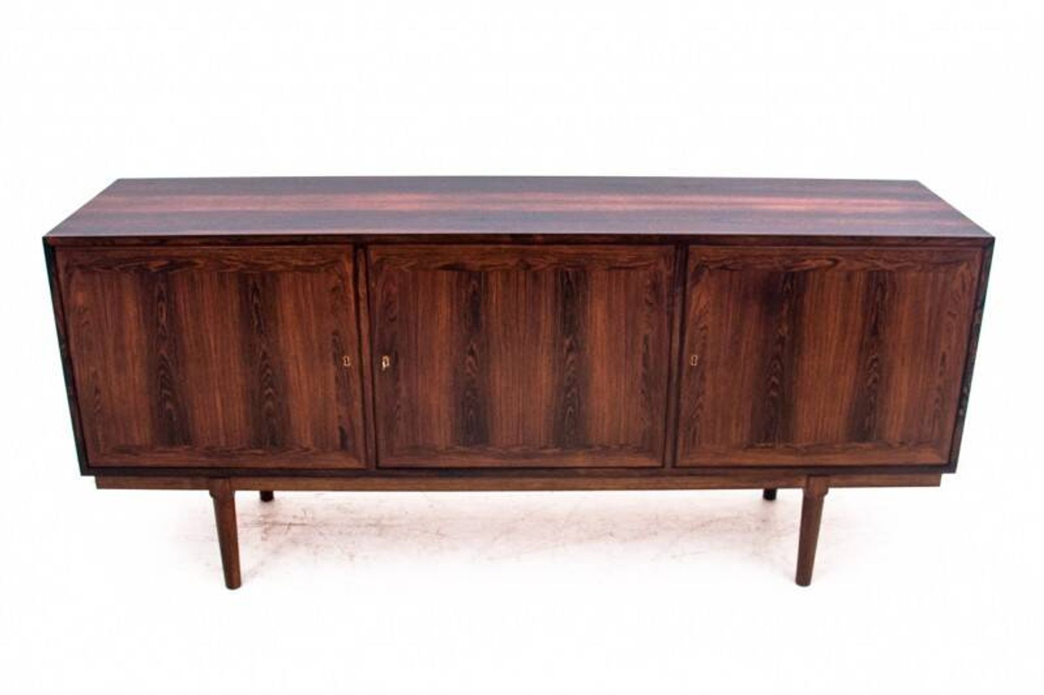 Commode en palissandre, Danemark, années 1960. Après rénovation.