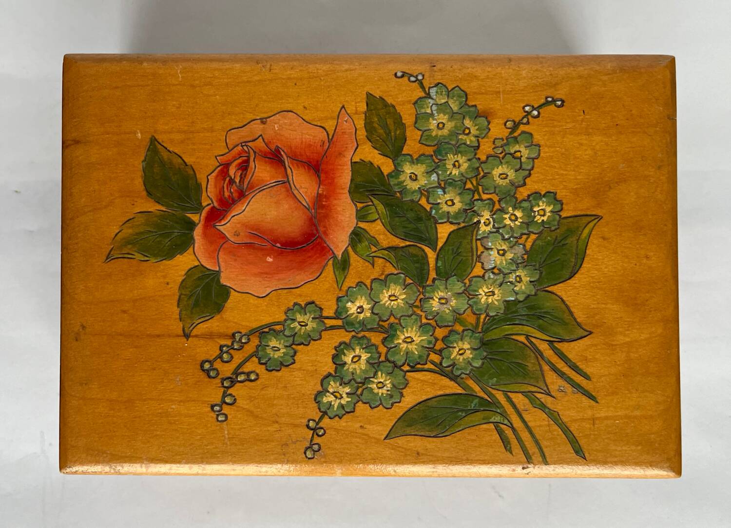 Boîte à bijoux ancienne en bois