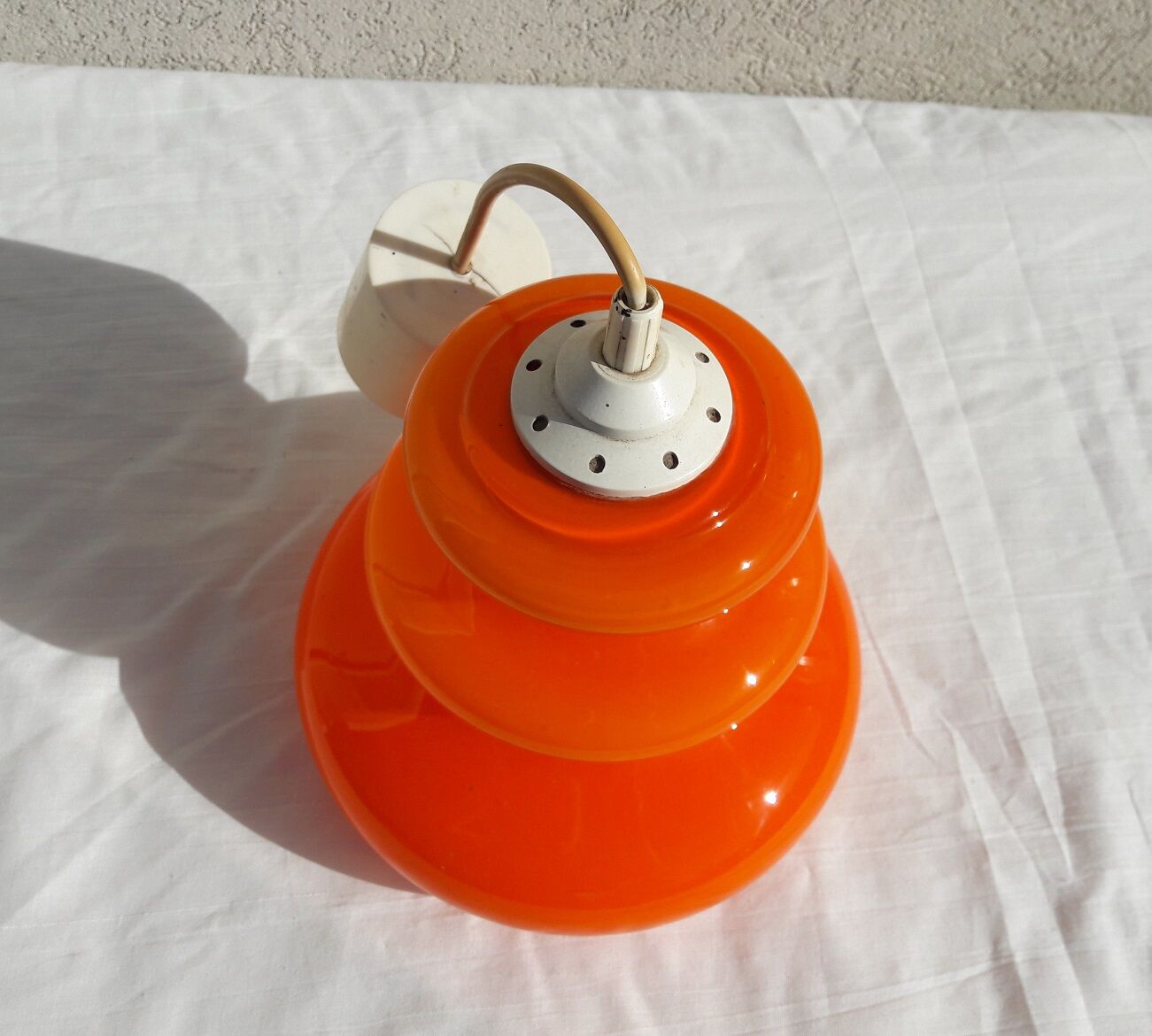 Orange opaline suspension