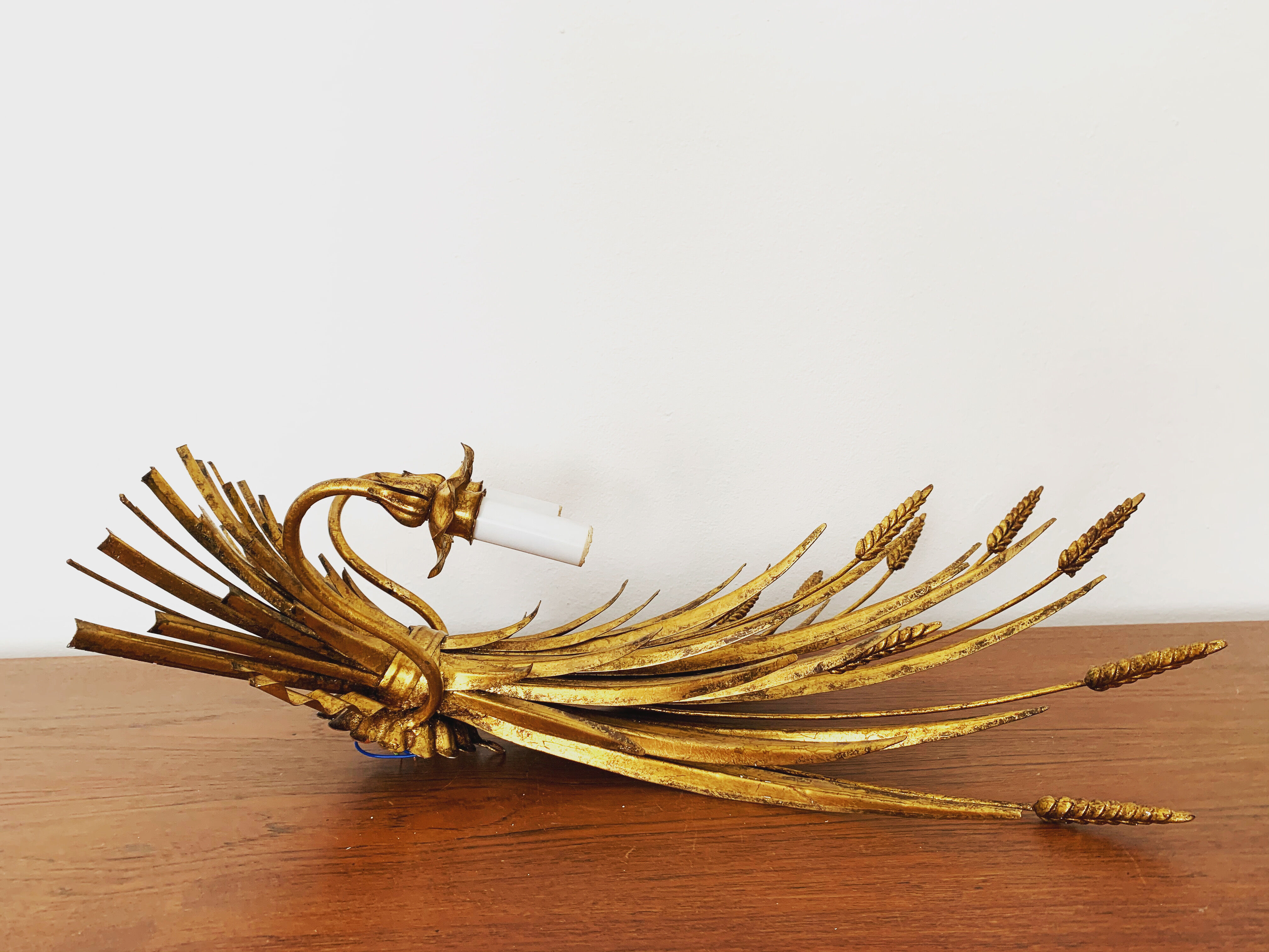 Gilded Italian Hollywood Regency metal wall lamp by Hans Kögl