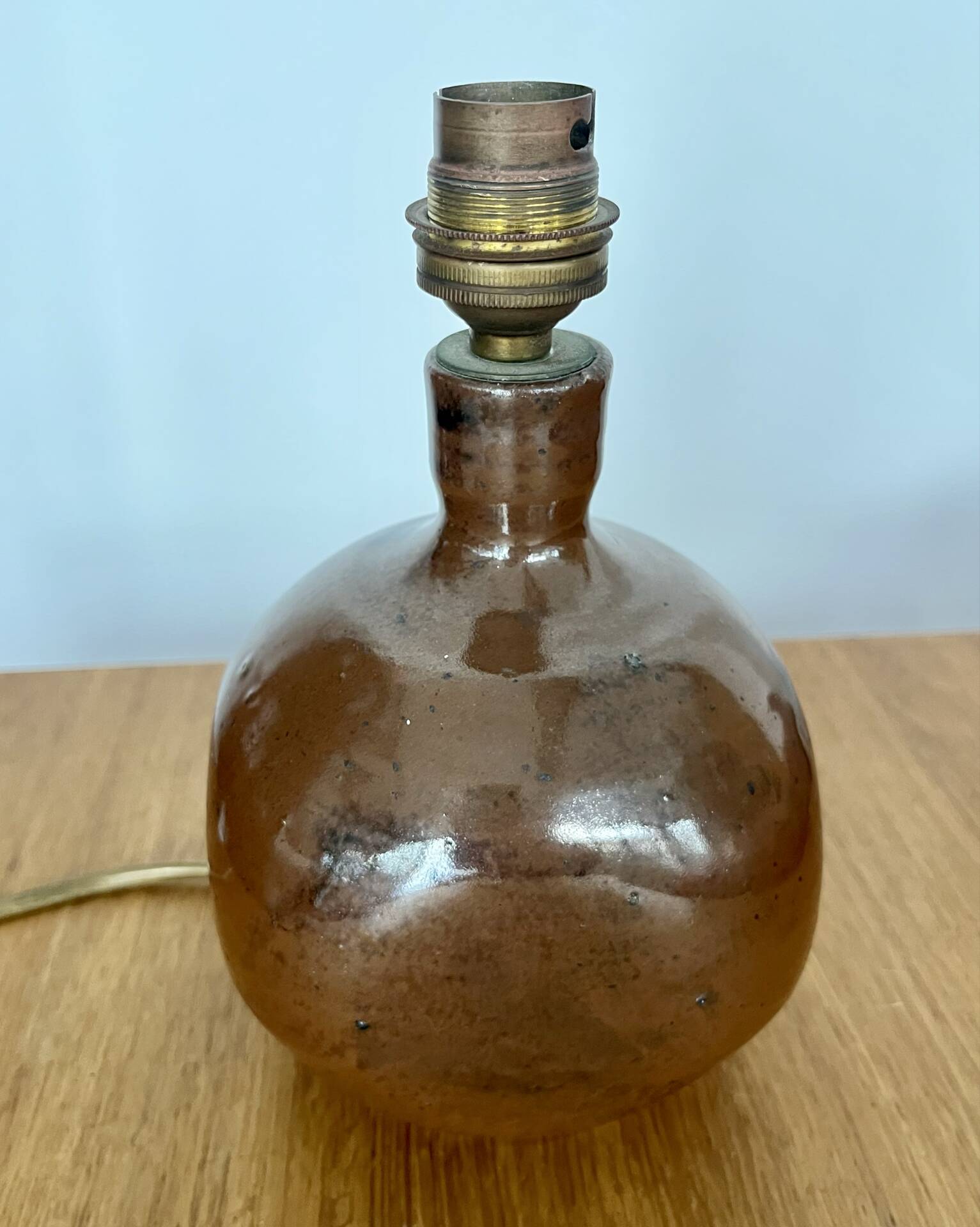 Table lamp with a stoneware base signed Baudat