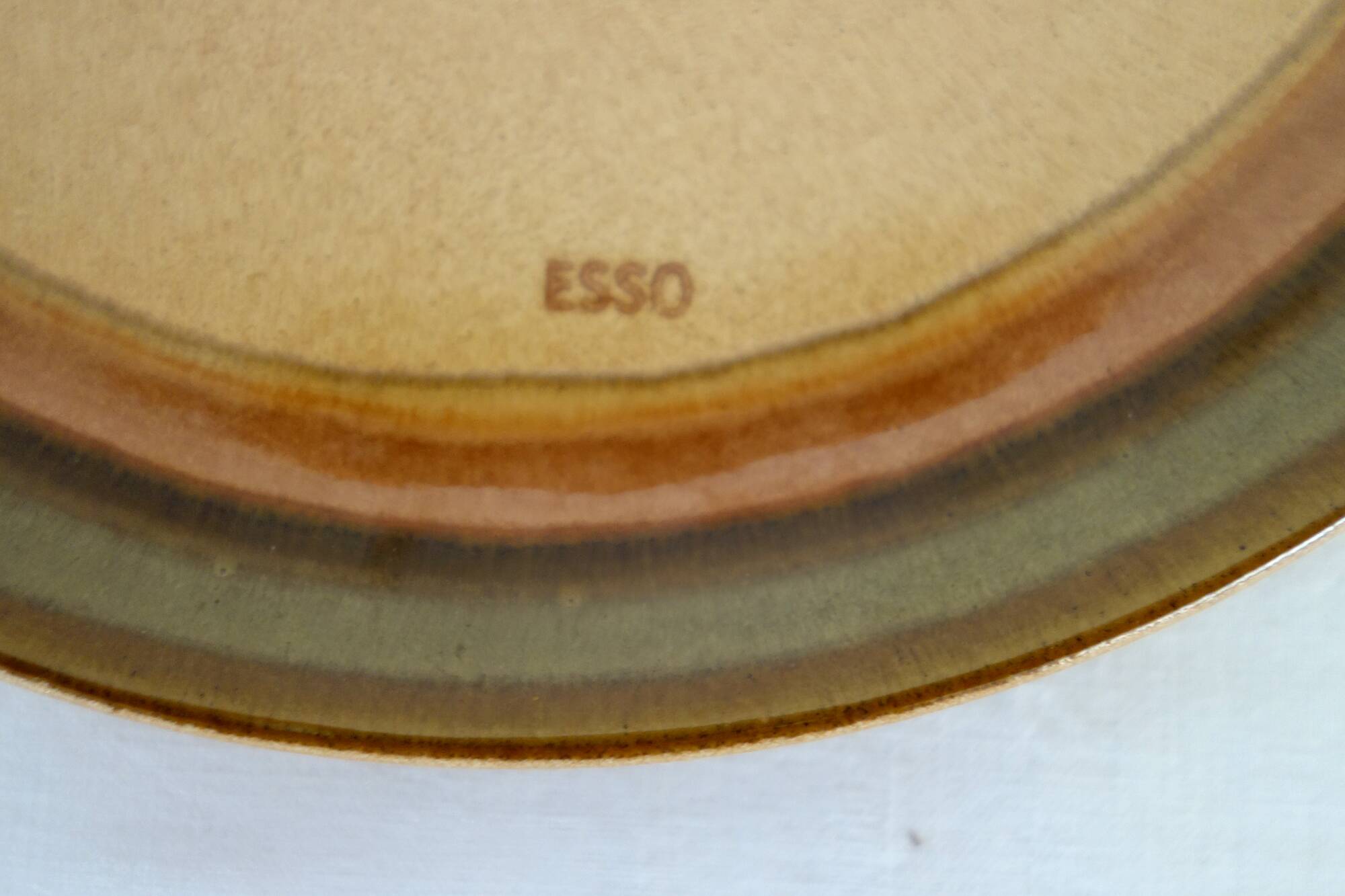 Lot de 6 assiettes céramique publicitaire « Esso »