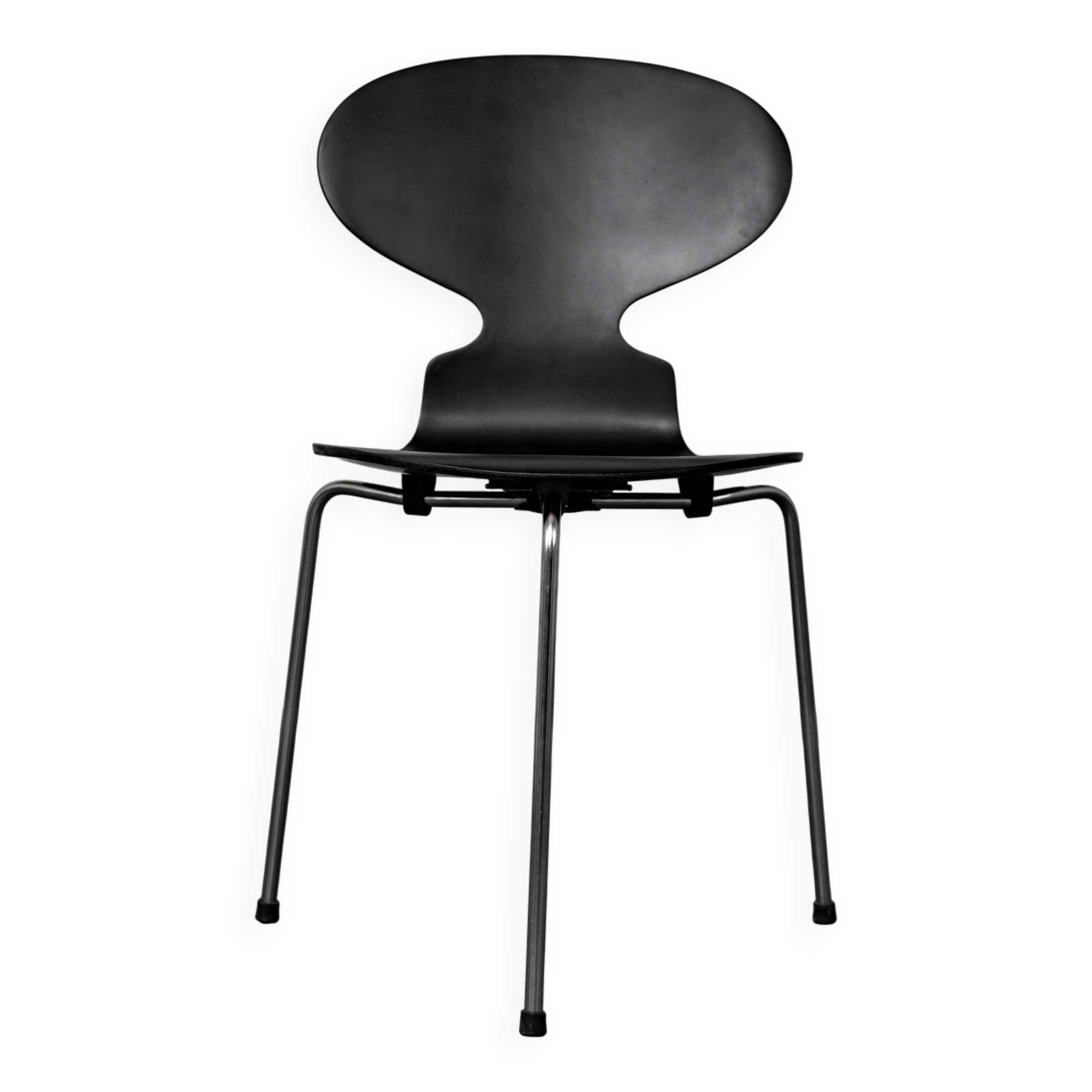 Arne Jacobsen tripod ant chair for Fritz Hansen