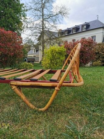 Rattan basket bed or bench