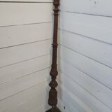 Ancien départ d'escalier ou poteau en fonte