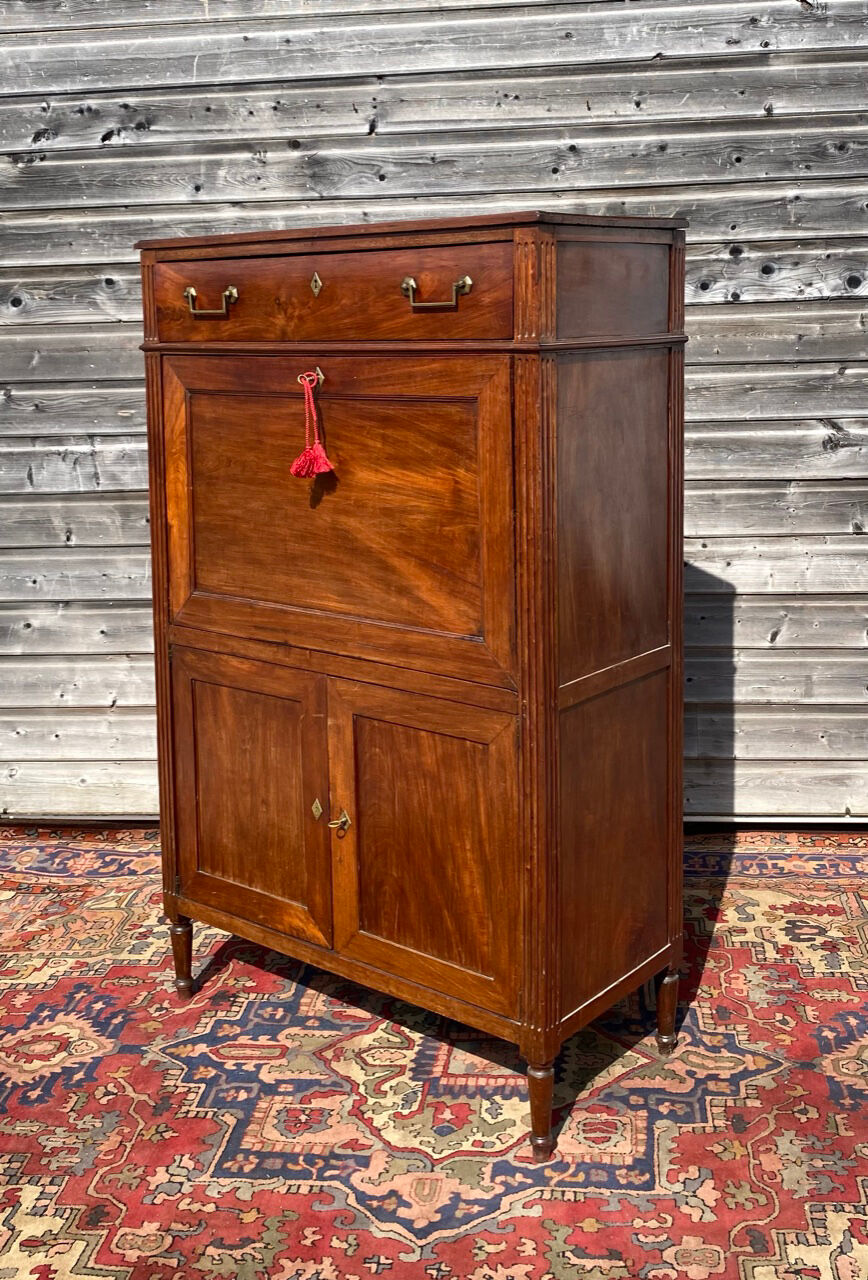 Secrétaire en acajou d’époque Louis XVI XVIII eme siècle