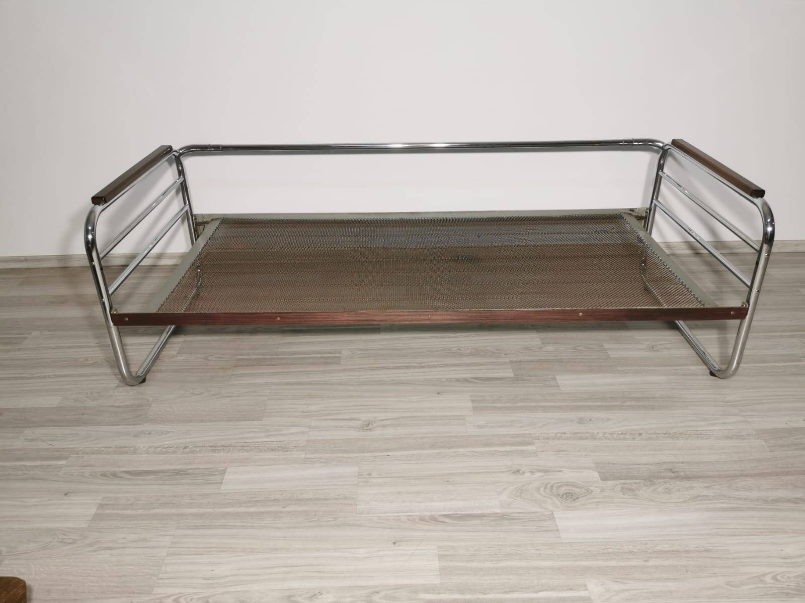 Bauhaus Chrome Sofa by Robert Slezak for Slezak Factories, 1930s