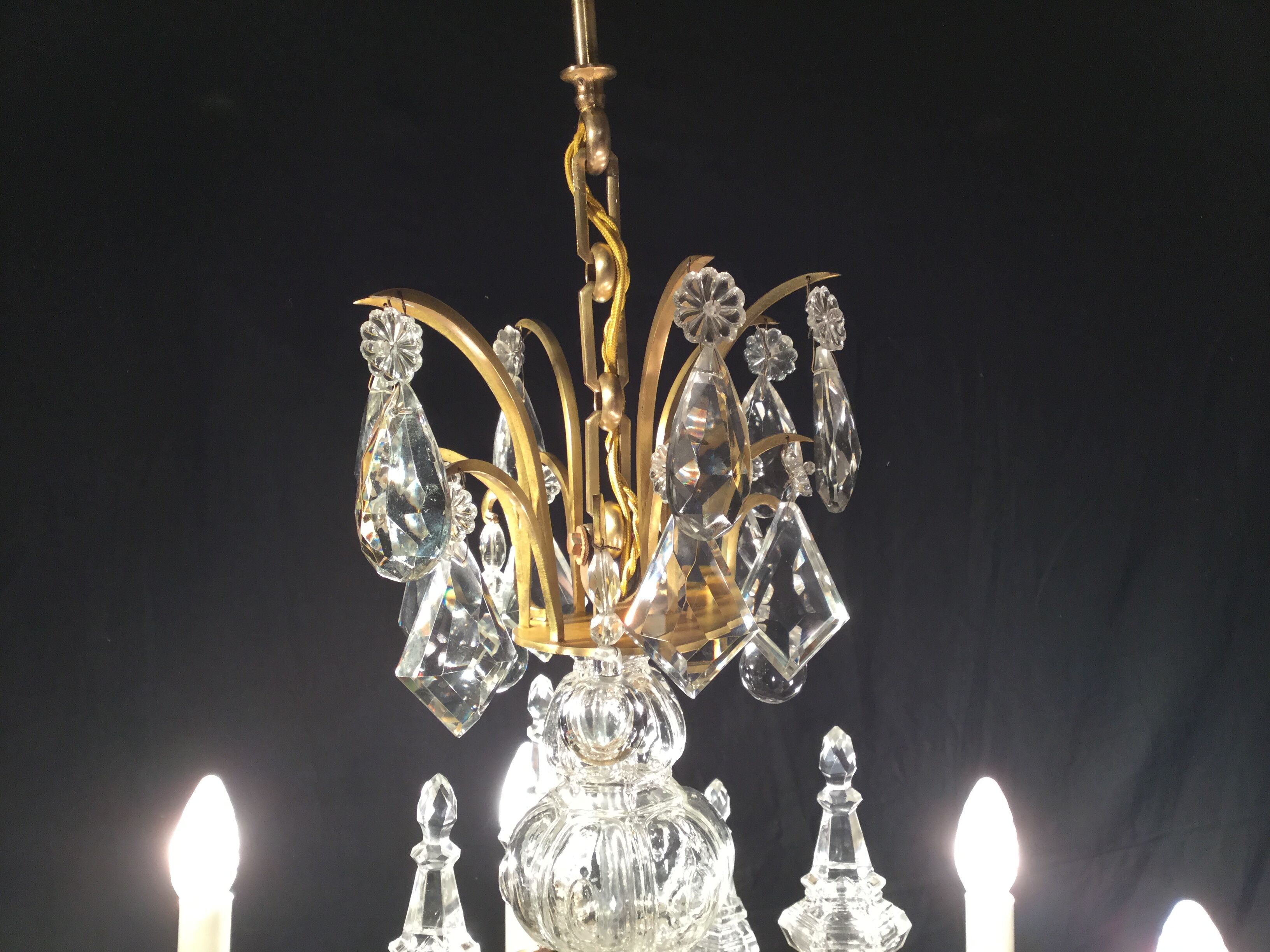 Chandelier bronze and crystal