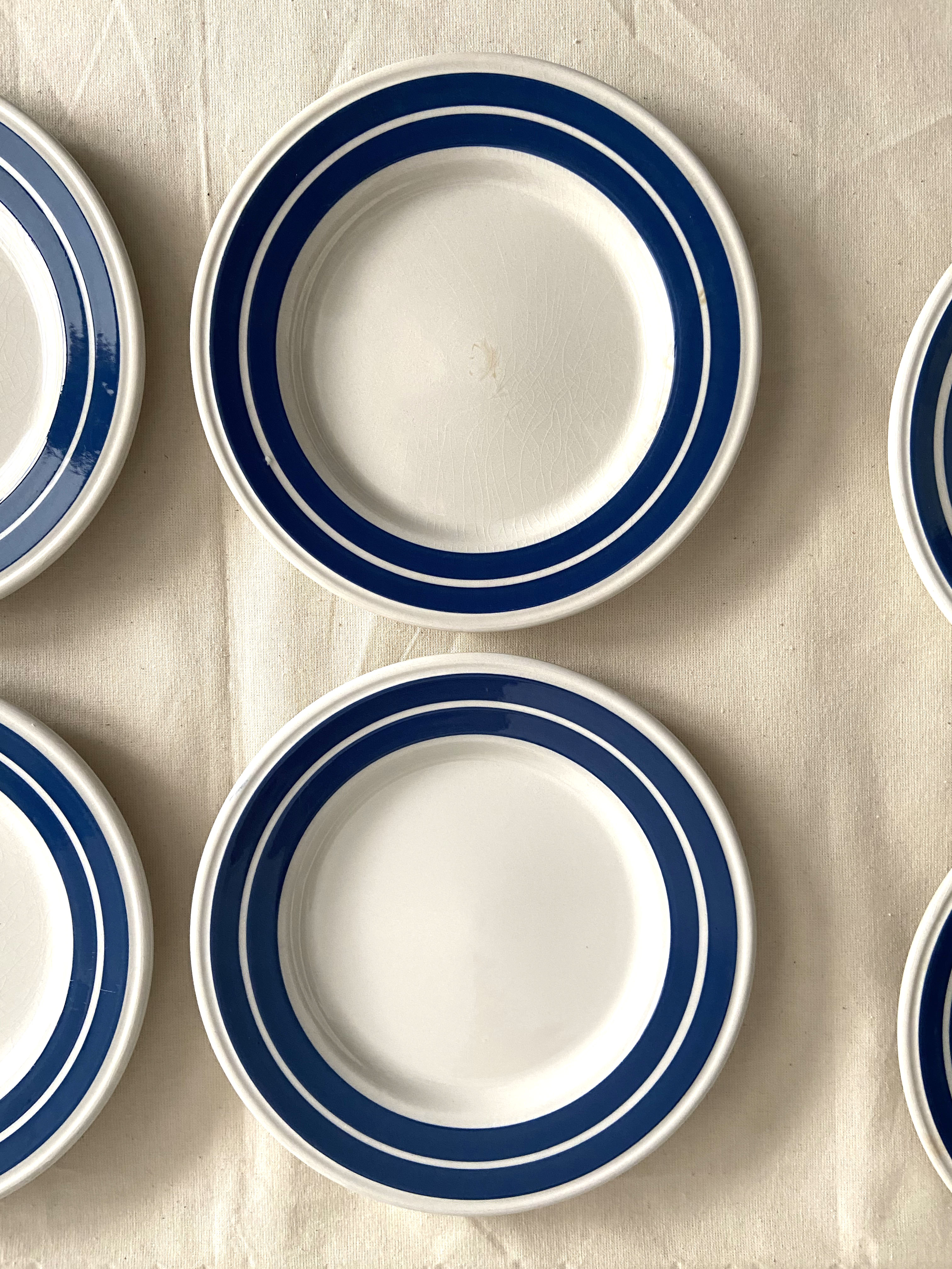 Set of 6 dessert plates in blue striped earthenware