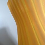 Vase en verre opalin orange, Habitat années 1980