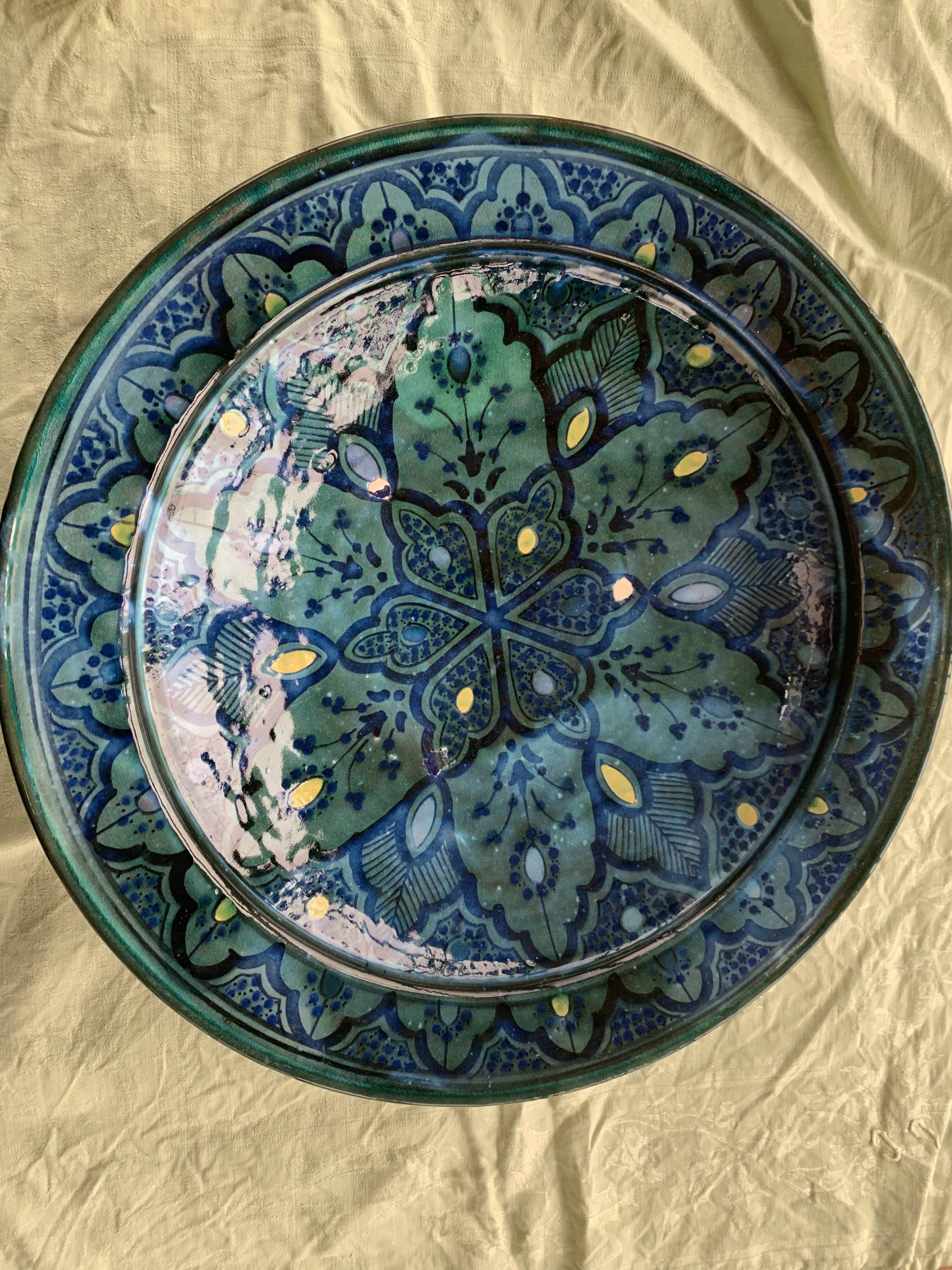 Oriental decorative dish signed safi. vintage