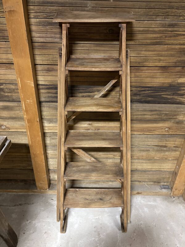 Escabeau bois ancien rénové
