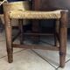 Tabouret bas en paille