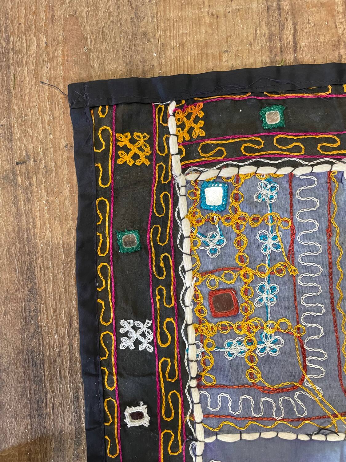 Oriental tablecloth with mirror and embroidery