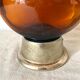 Carafe vintage en verre ambré musicale