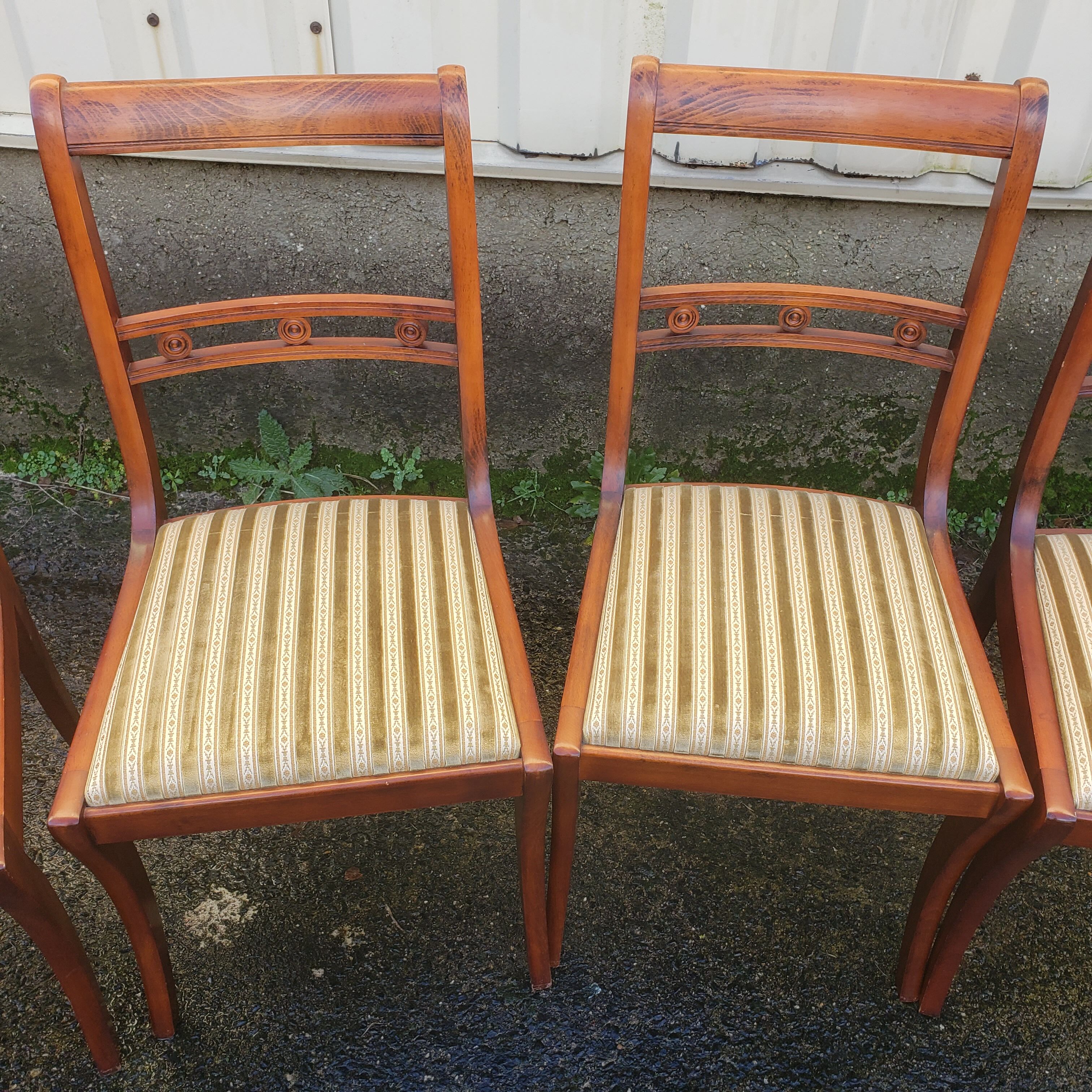 4 dining chairs