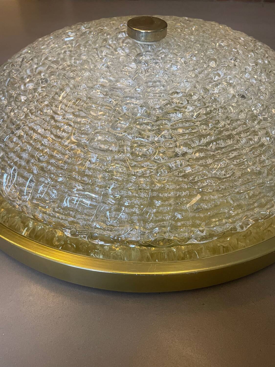 Plafonnier doré en verre de Murano années 70