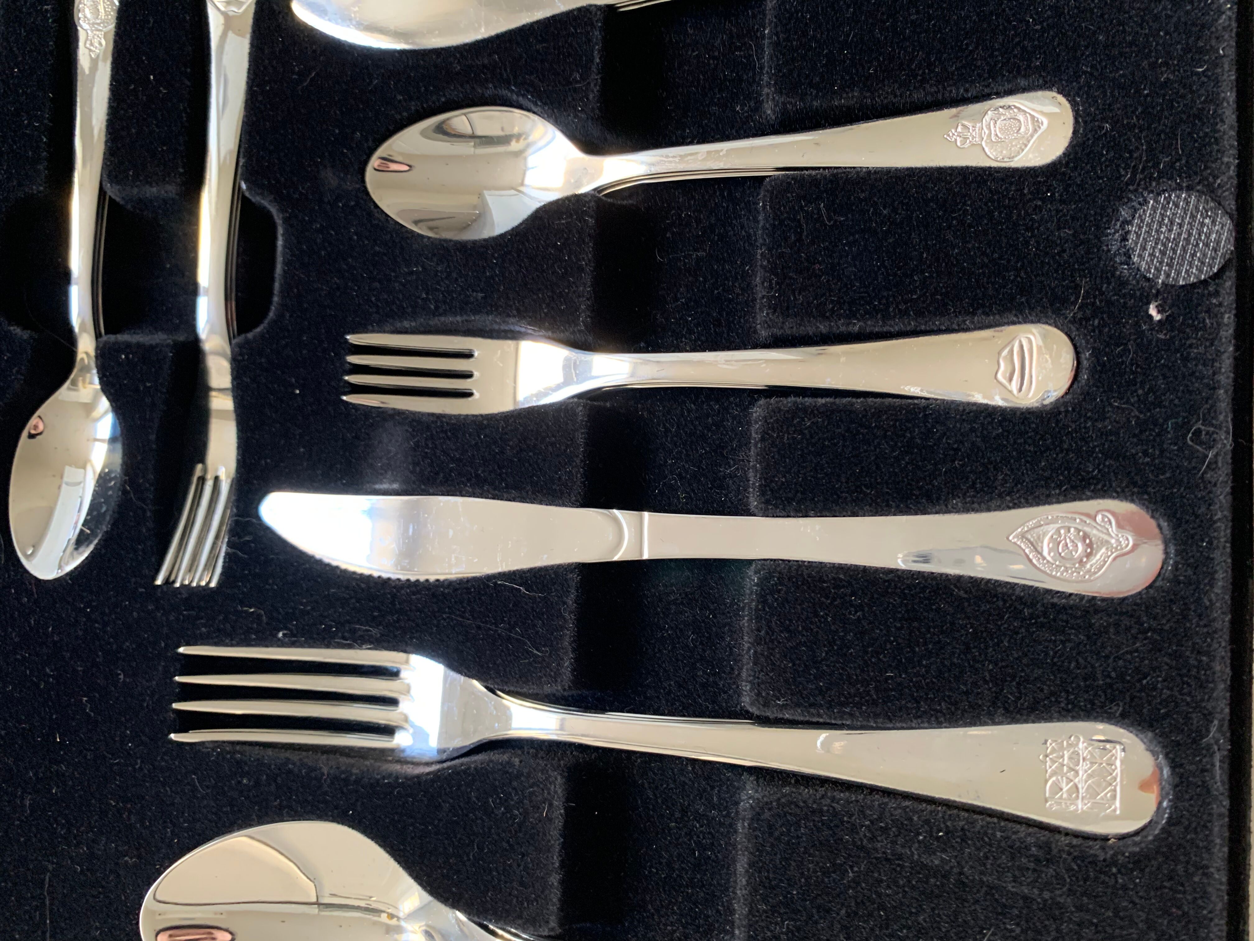 Memorial housewife Salvador Dali 2004 new 36 pieces