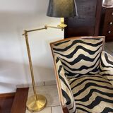 Floor lamp reader with articulated arm