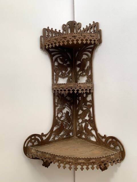 Hand-cut wooden corner shelf with bird decoration from the 1900s
