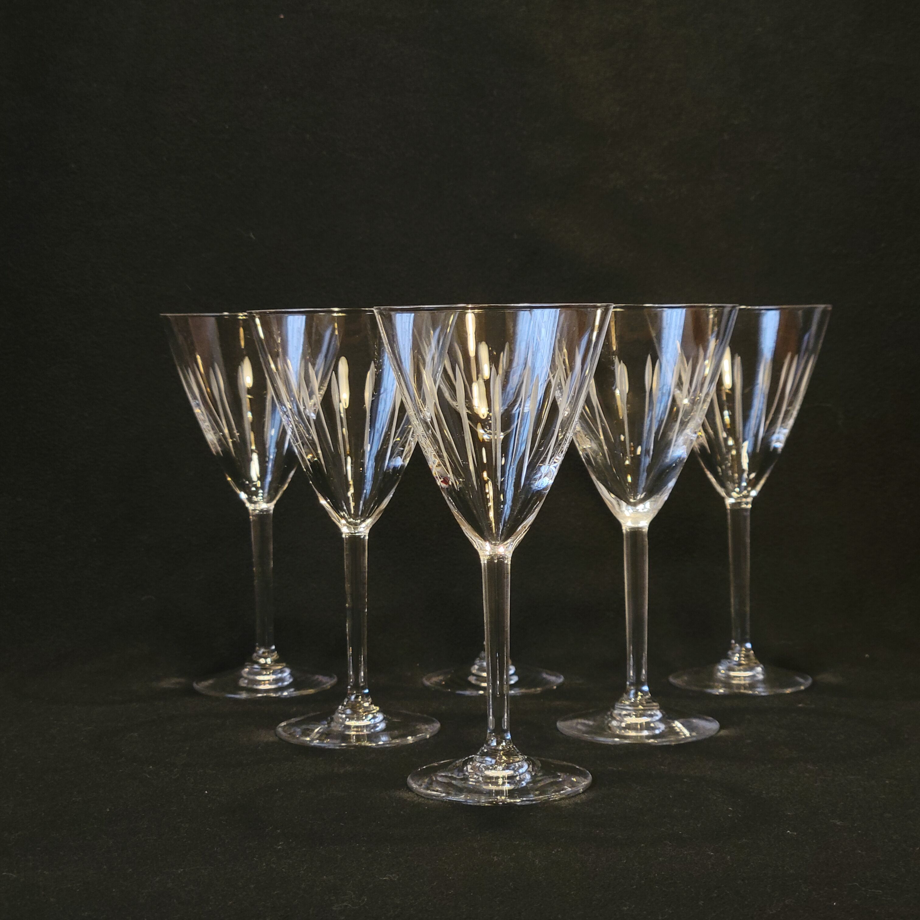 6 wine / port glasses in Baccarat cut crystal? 1930s