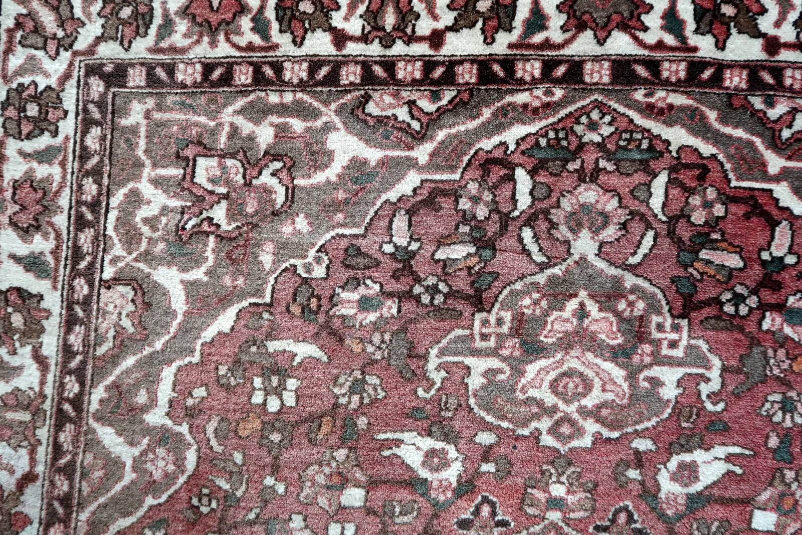 Handmade vintage Persian Malayer rug 144cm x 197cm 1960s - 1C1173